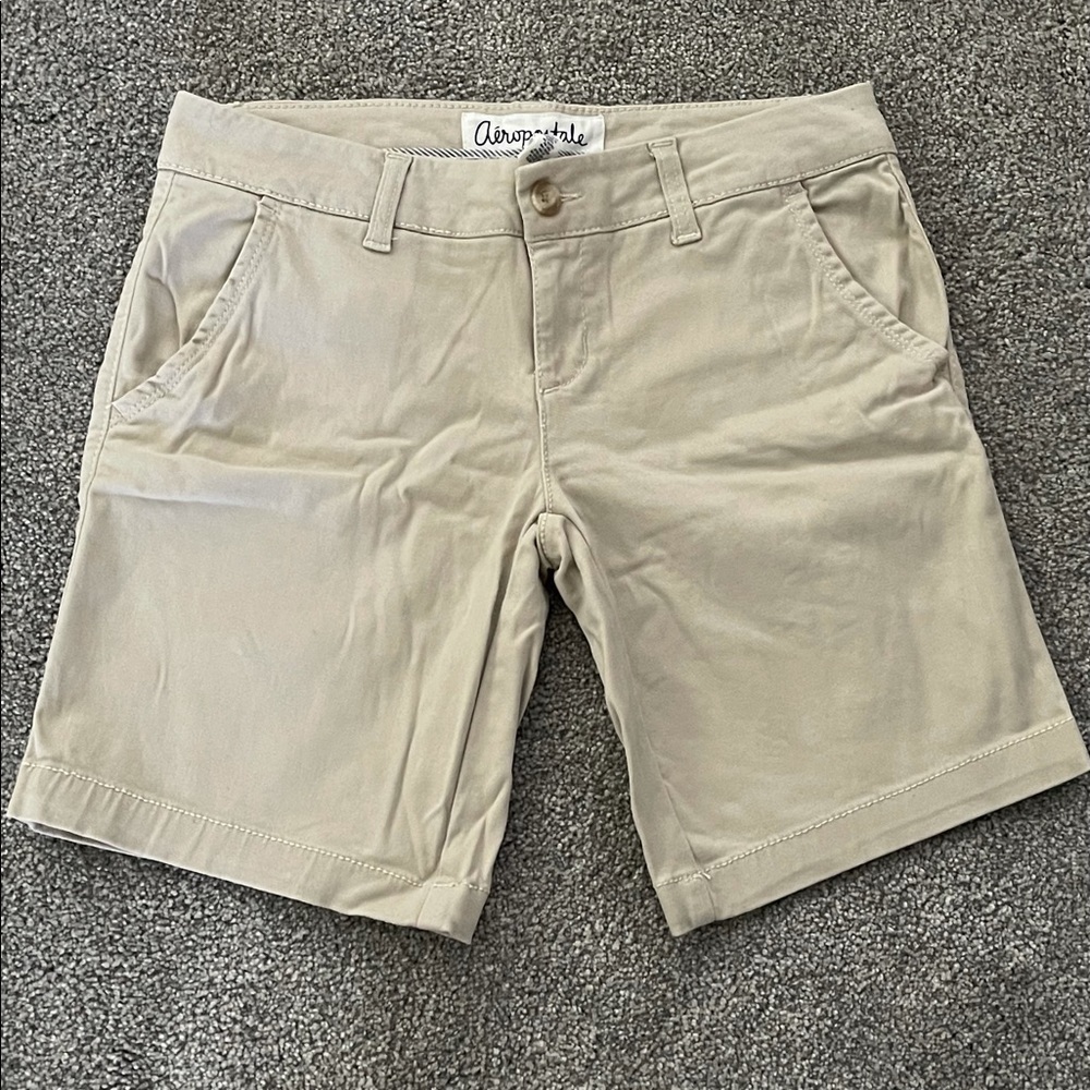 AéRopostale Khaki shorts